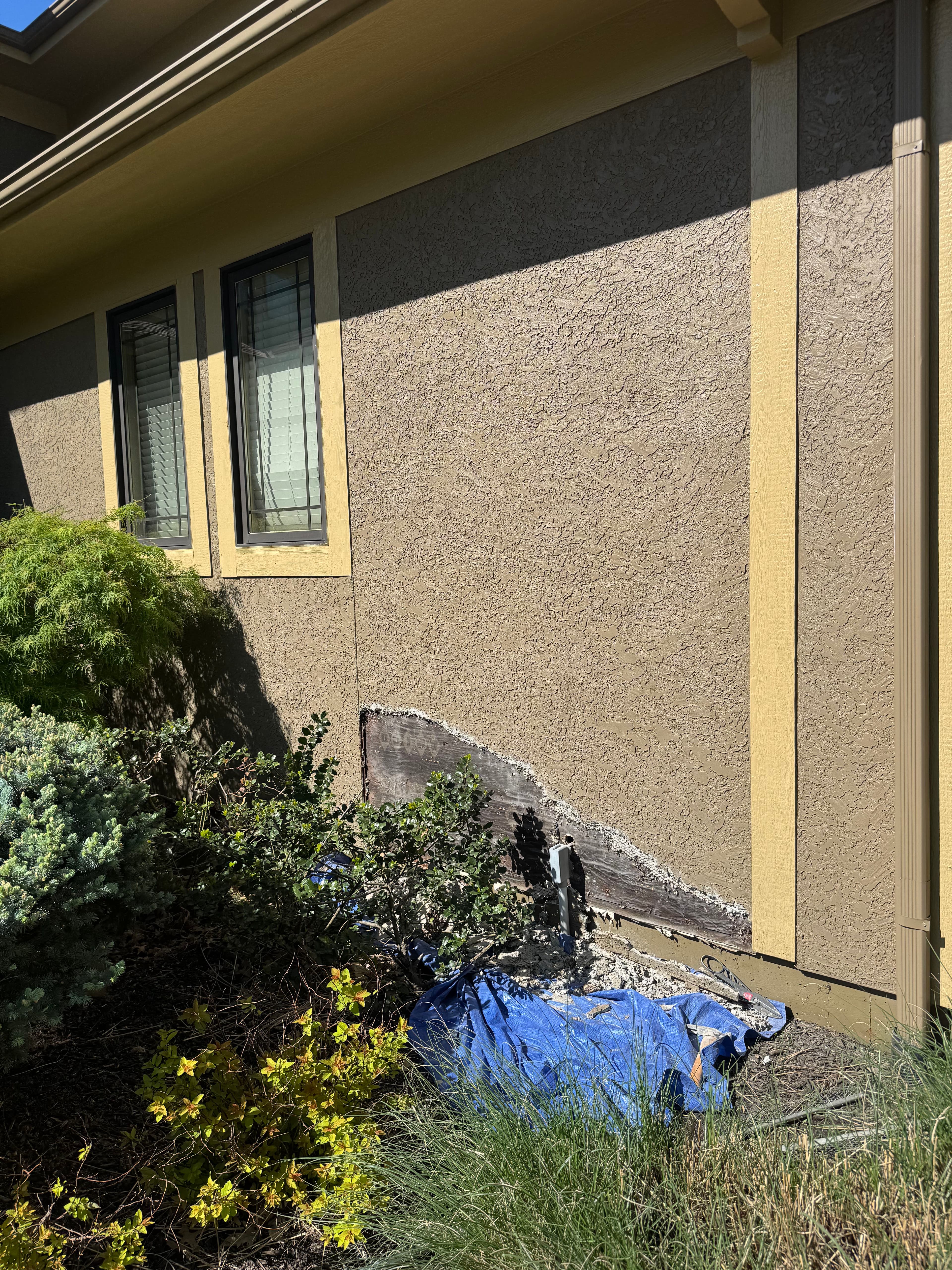 Project Bulging Stucco Removed and Reapplied for a Solid Finish image