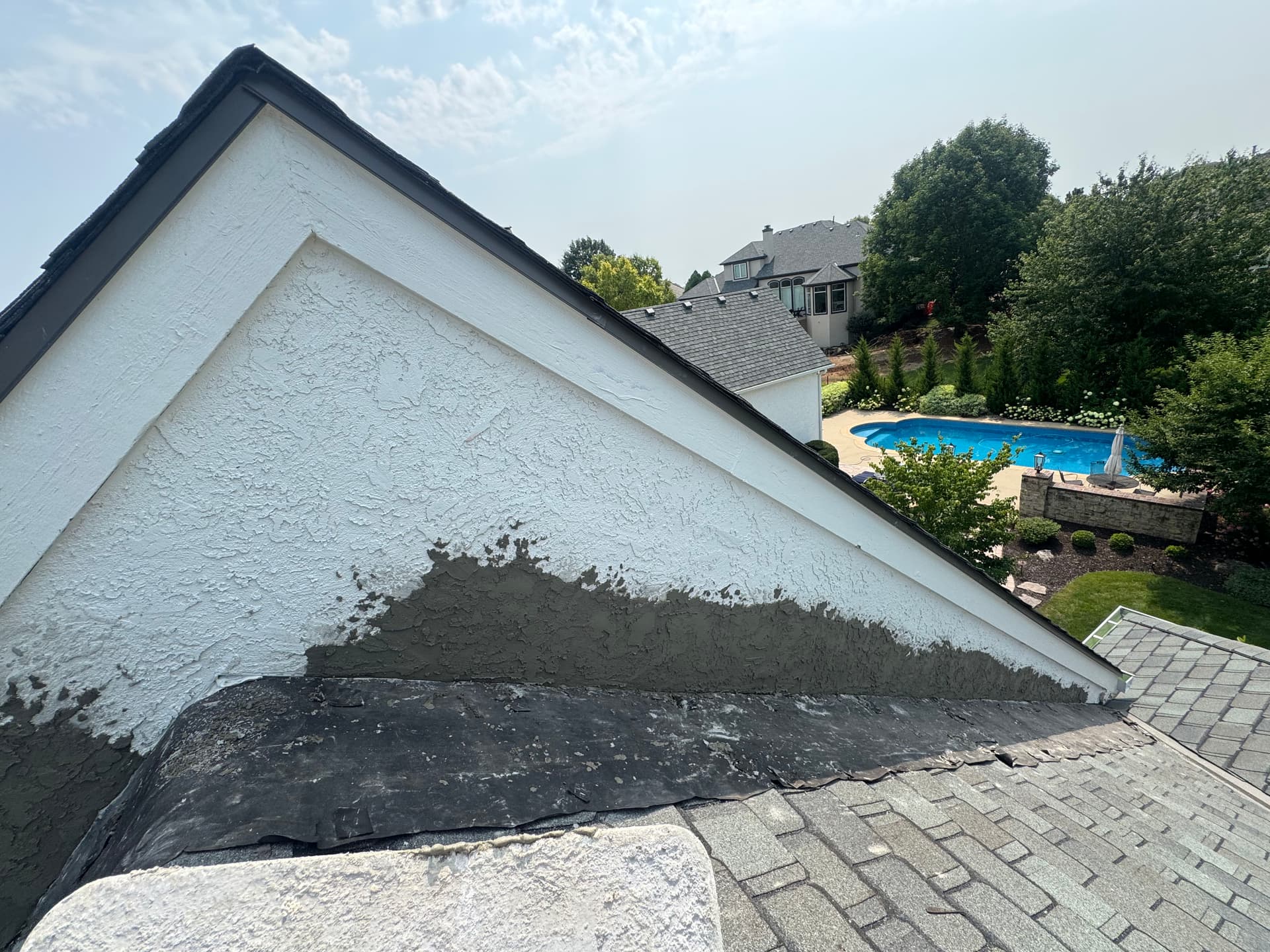 Gallery photos for Roofline Stucco Repair That Stops Moisture Before It Starts: Image #4